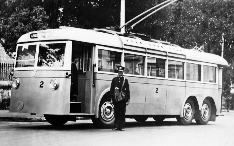 AEC 663T H. McKenzie (AU) '1934